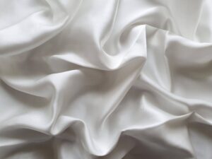 Šilkinis pagalvės užvalkalas baltas